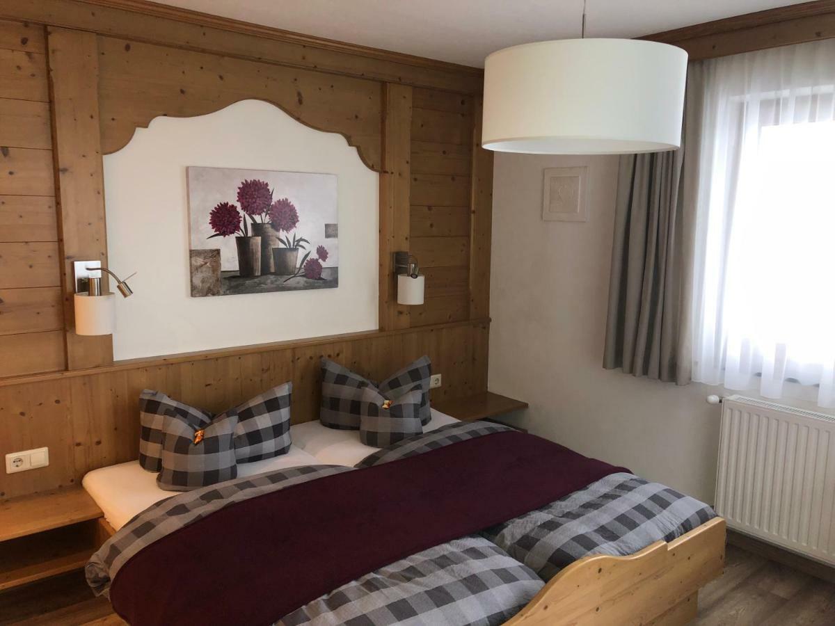Haus Am Wald Apartment Neustift im Stubaital Exterior foto